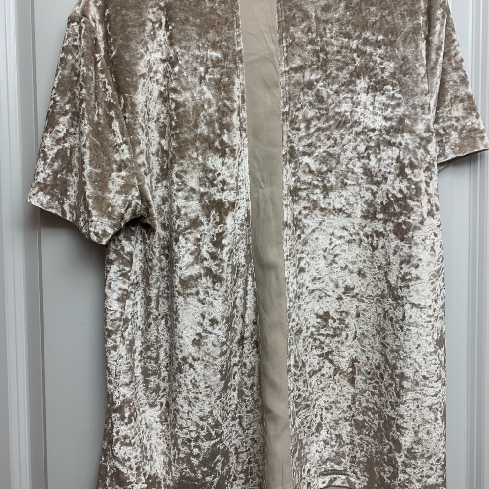 Velvet top - Picture 3 of 3